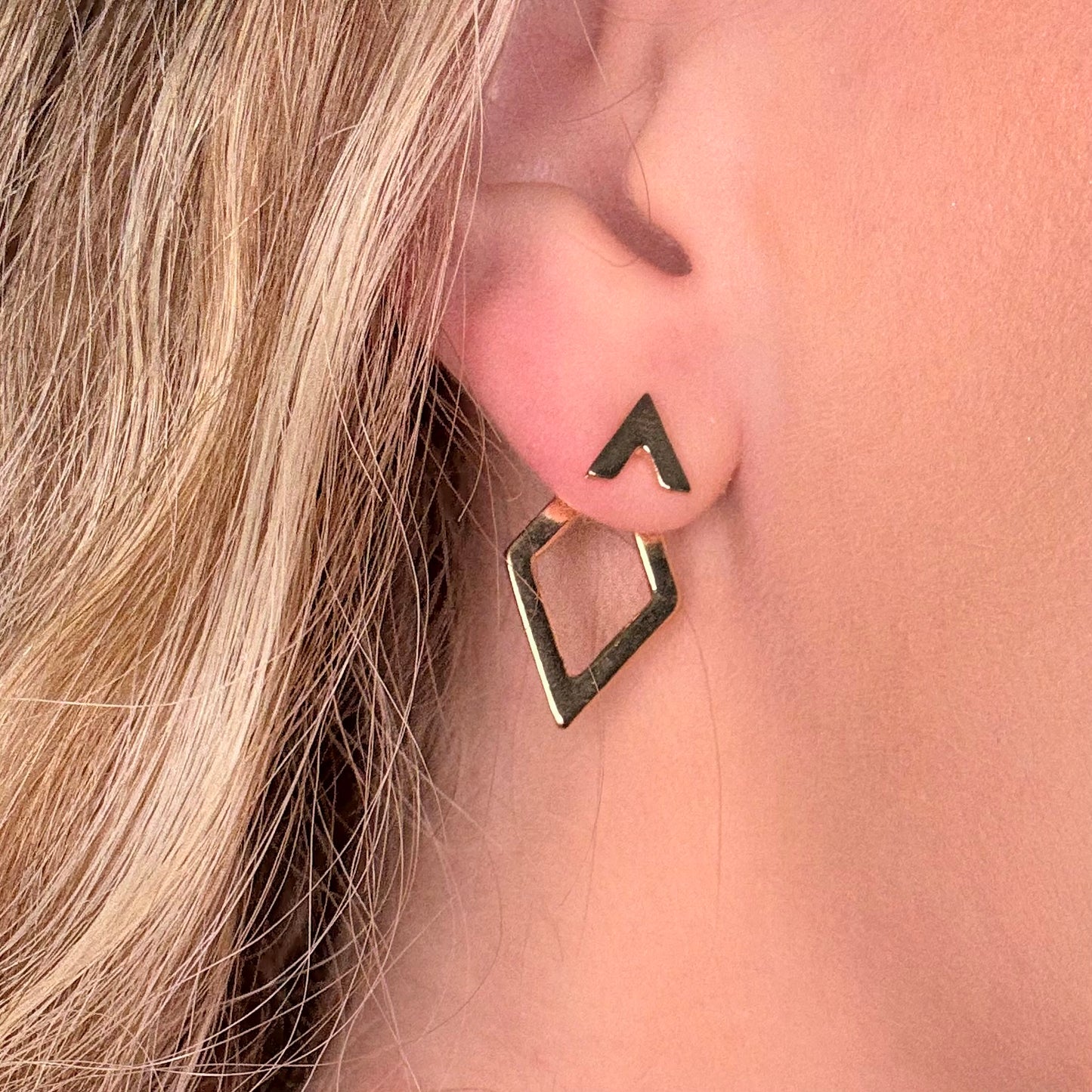 The Illusion Diamond Earrings