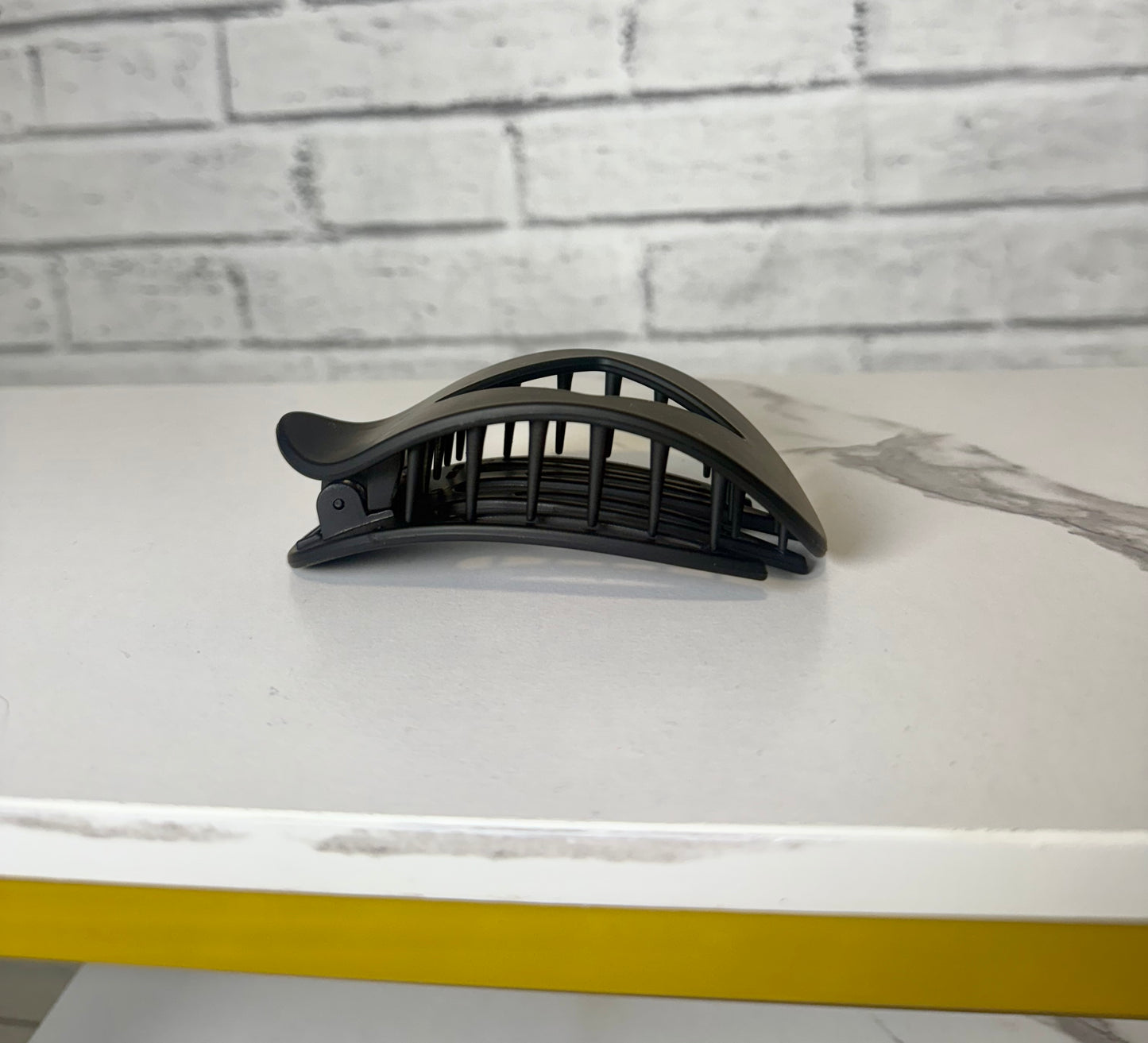 The Flat Back Claw Clip