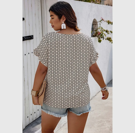 (Plus Size) All Over Print Blouse