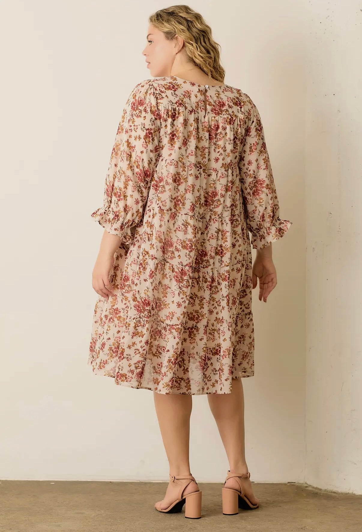 (Plus Size) Floral Tiered Dress